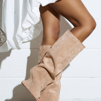 « Aurore » — Bottes structurées, Nude