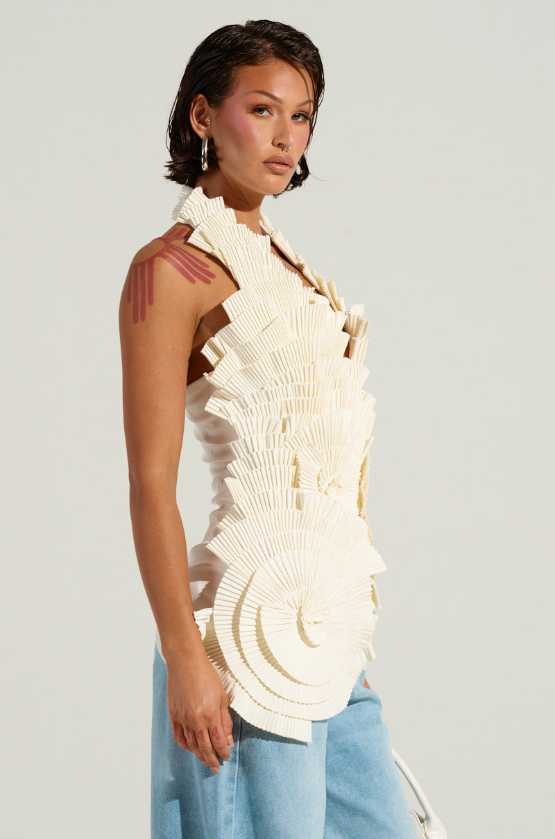 « Sculpture » — Top Drapé Asymétrique, Blanc