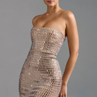 « Aurora » — Robe Mini Bandeau Scintillante, Amande