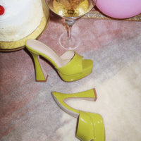 « Audace » — Mules Peep-Toe à Plateforme Chunky, Vert Citron