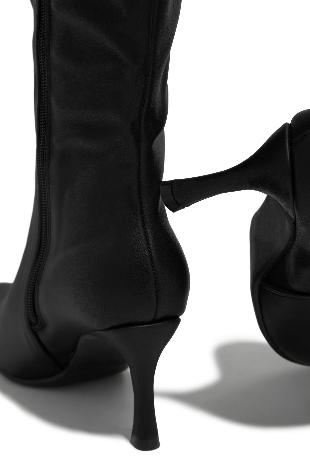 « Minuit Élancé » — Bottes Hautes à Talon, Noir