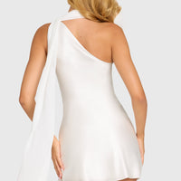 « Mystère » — Robe Mini Satin Détail Foulard, Nacré