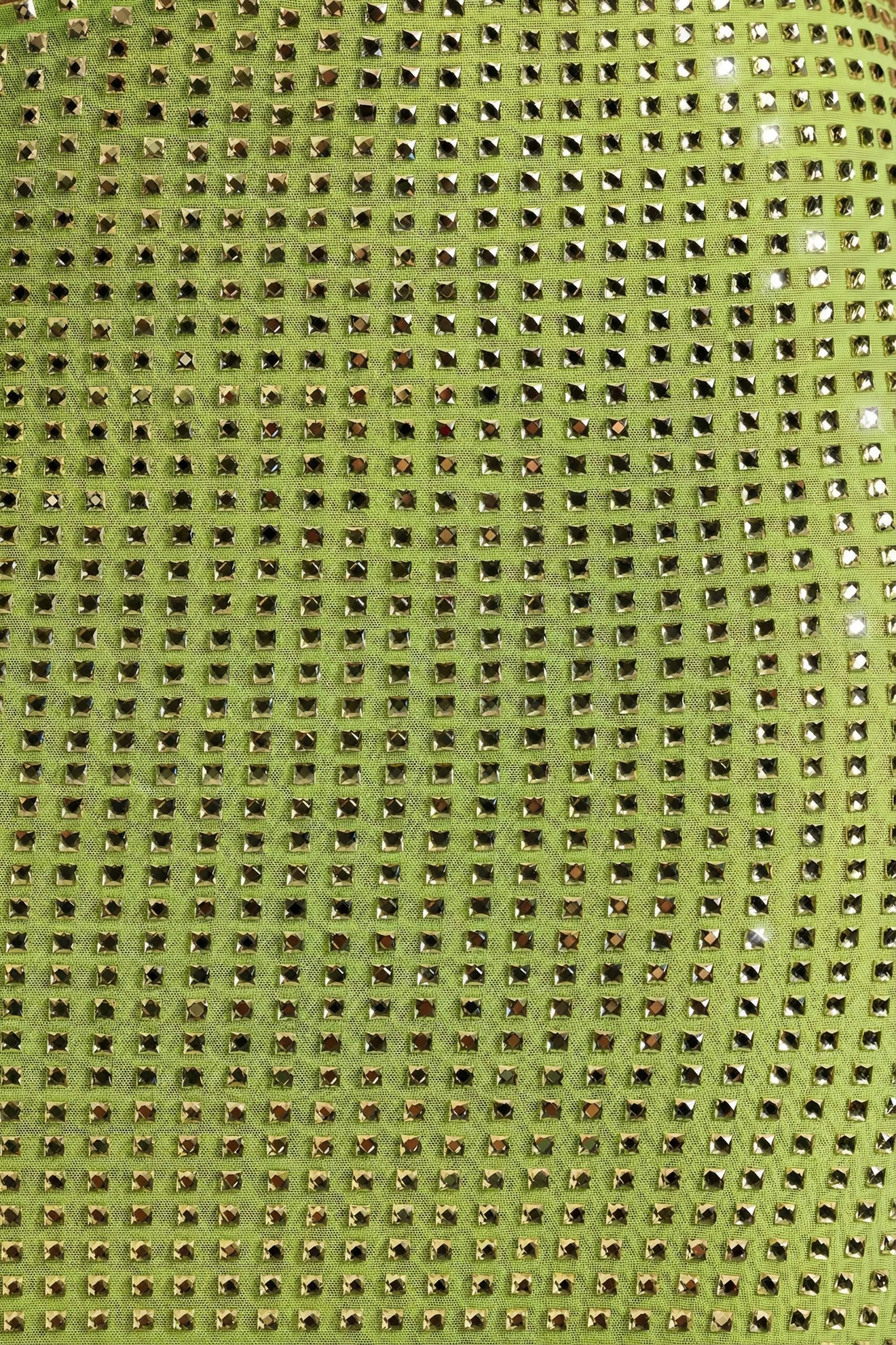 « Jade » — Robe Longue Bandeau Échancrée Ornée, Vert Poire