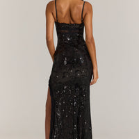 « Dentelle Nocturne » — Robe Longue Bordée de Dentelle, Noir