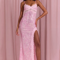 « Dentelle Rosée » — Robe Longue Bordée de Dentelle, Rose Poudré