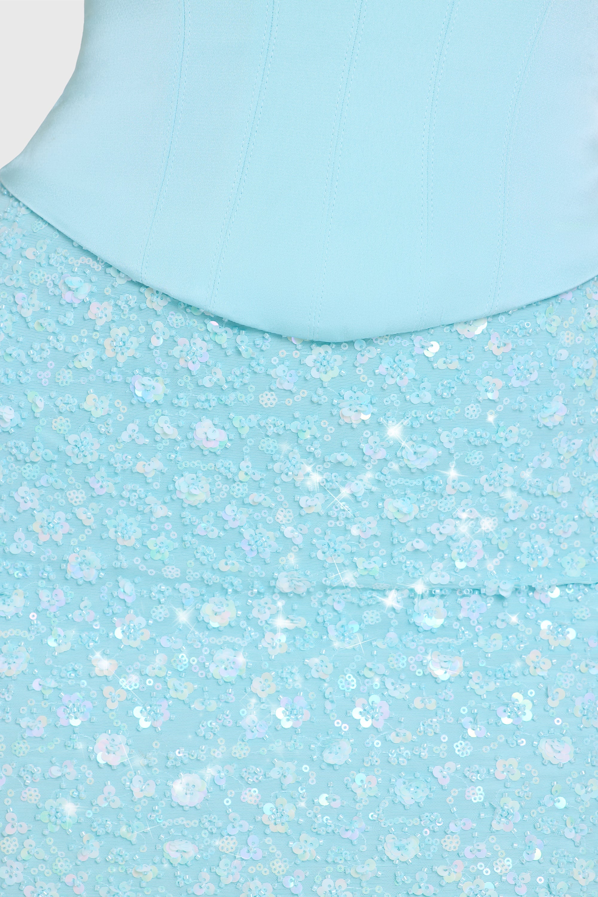 Robe courte turquoise bustier pailleté