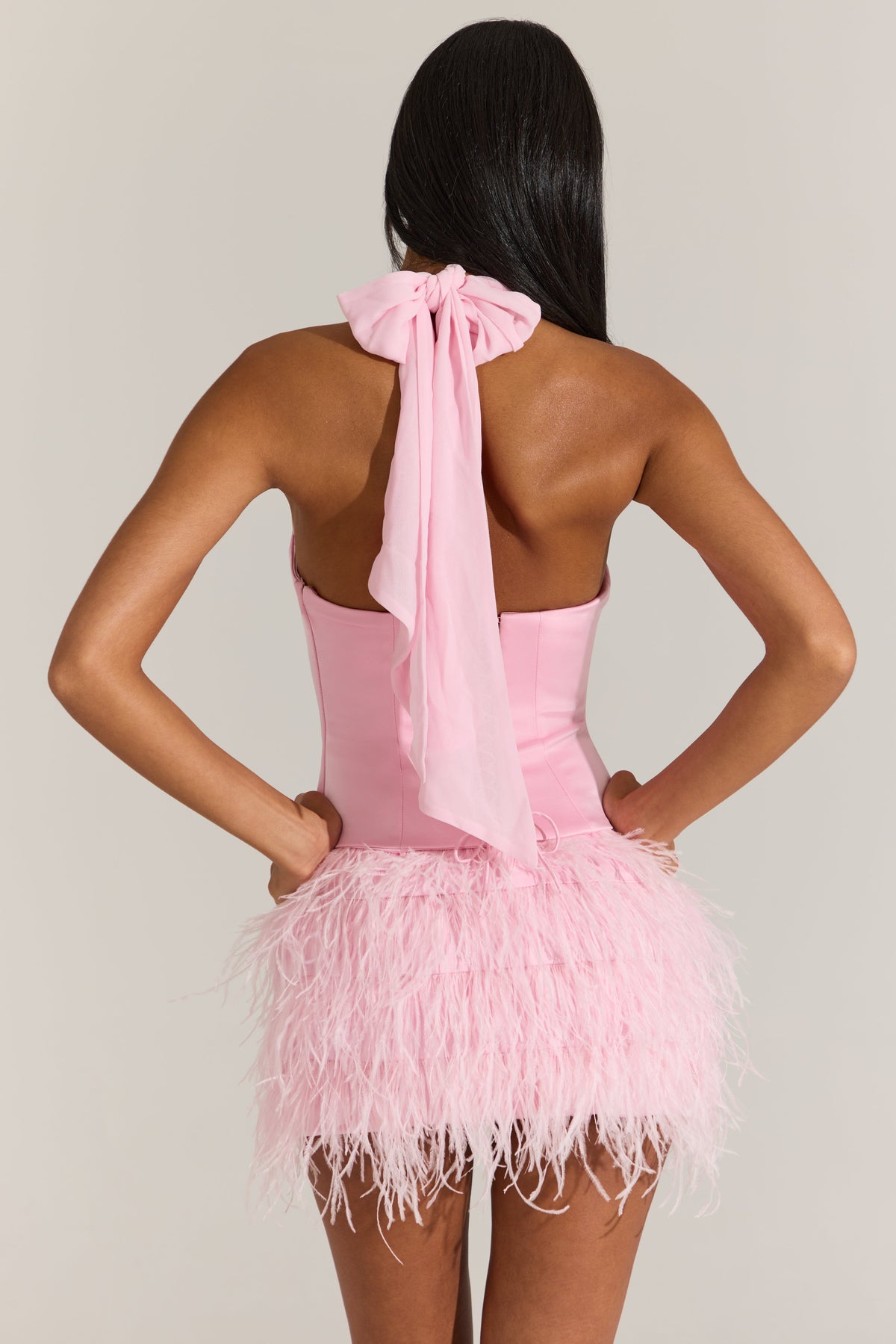 « Plume Rosée » — Ensemble Robe Courte Corset, Rose Poudré