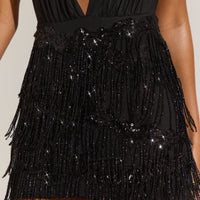 « Nuit en Fête » — Robe Courte Dos-Nu à Franges, Noir