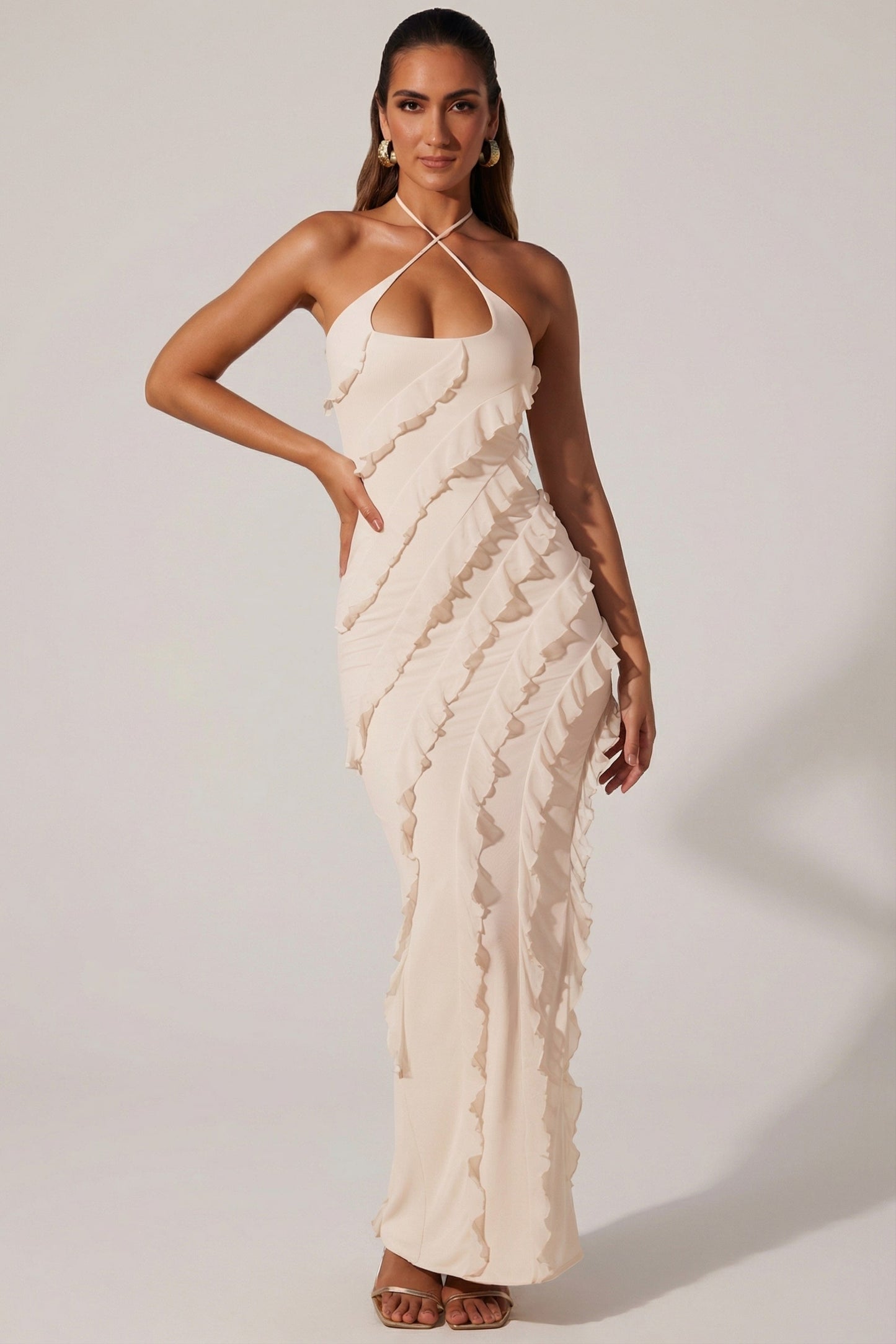 « Calico » — Robe Longue Croisée à Volants, Ivoire