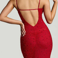 « Colmar » — Robe de Soirée Décolletée Ornée, Rouge