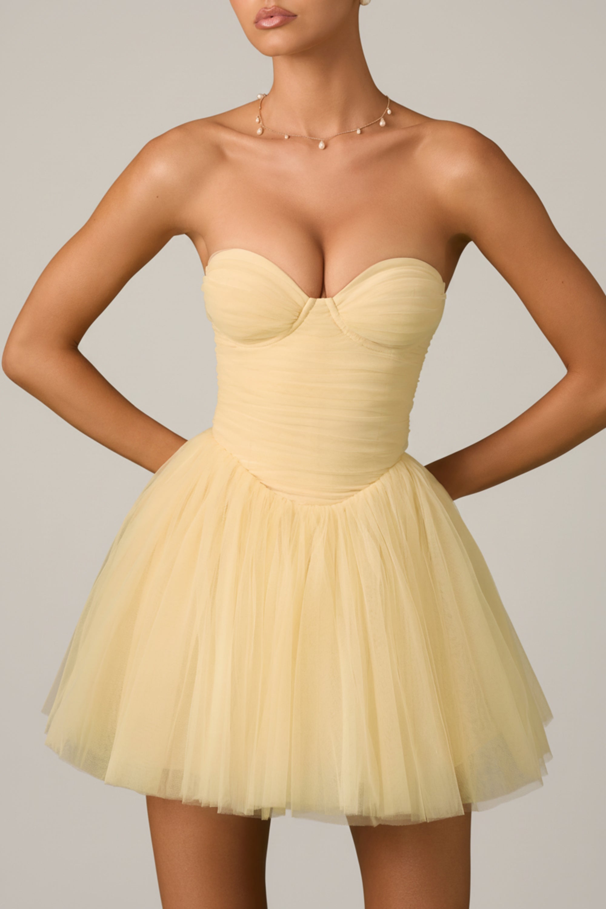 « Dottie » — Robe Mini Corset en Tulle, Jaune