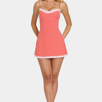 Robe courte rouge vichy à dos nu et dentelle