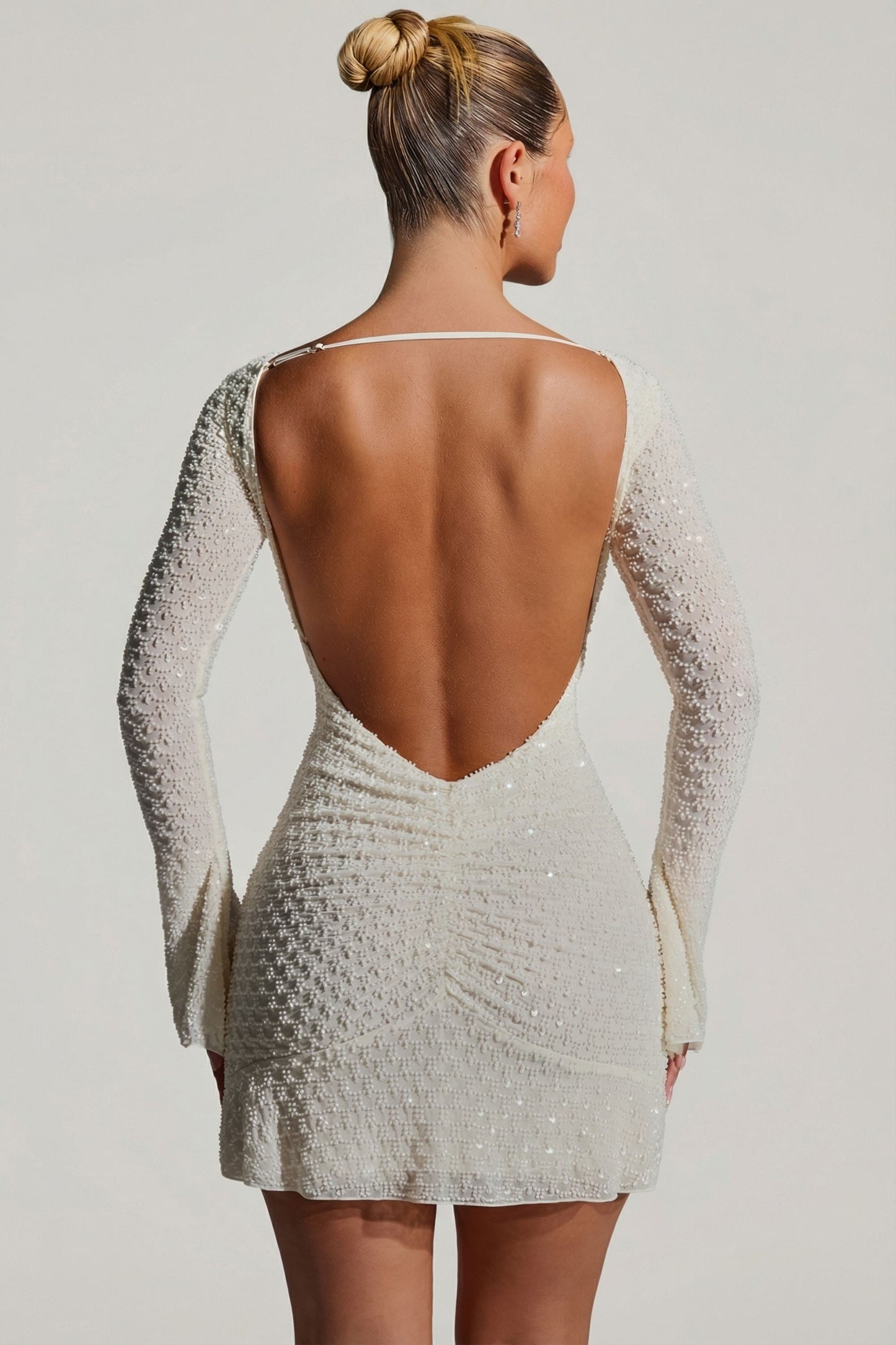 « Grazina » — Robe Mini Manches Évasées Dos Nu, Blanc