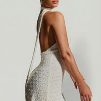 « Henrietta » — Robe Mini Dos Nu Ornée avec Écharpe, Blanc