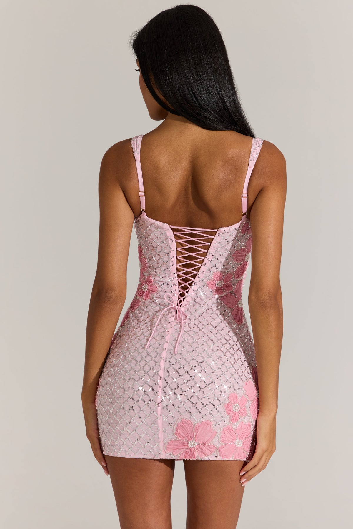 « Floraison » — Robe Courte Col Carré Brodée, Rose Poudré