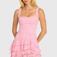 « Frisson » — Robe Mini Volantée Dentelle Pailletée, Blush