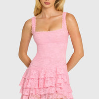« Frisson » — Robe Mini Volantée Dentelle Pailletée, Blush