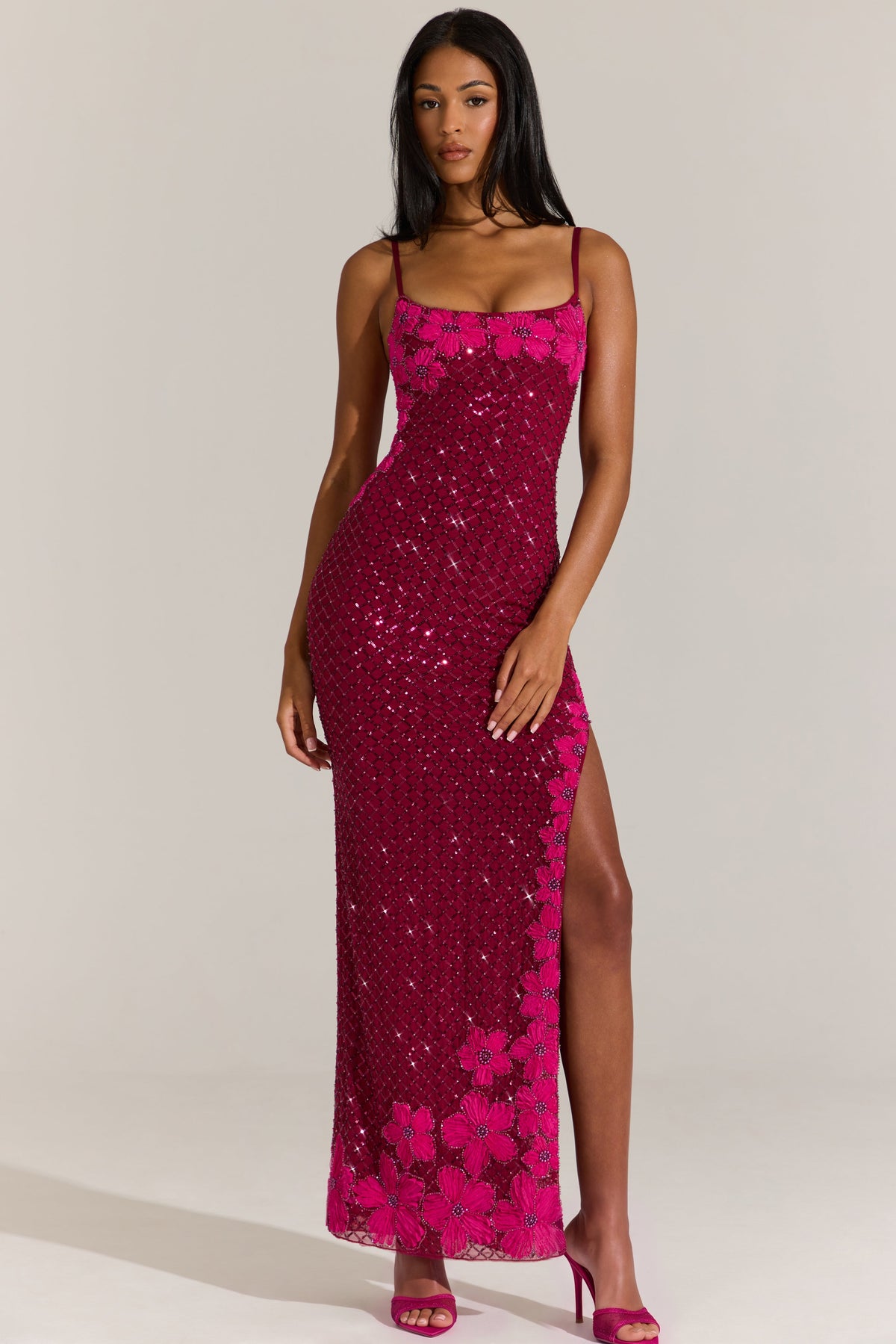 « Constellation » — Robe Longue Col Carré Brodée, Grenat