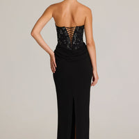 « Ébène Couture » — Robe Longue Corset Orné, Noir