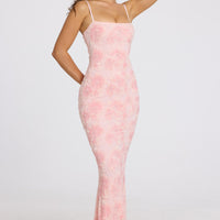 « Opale » — Robe Longue Sculptante Perlée, Rose Ombré