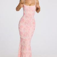 « Opale » — Robe Longue Sculptante Perlée, Rose Ombré