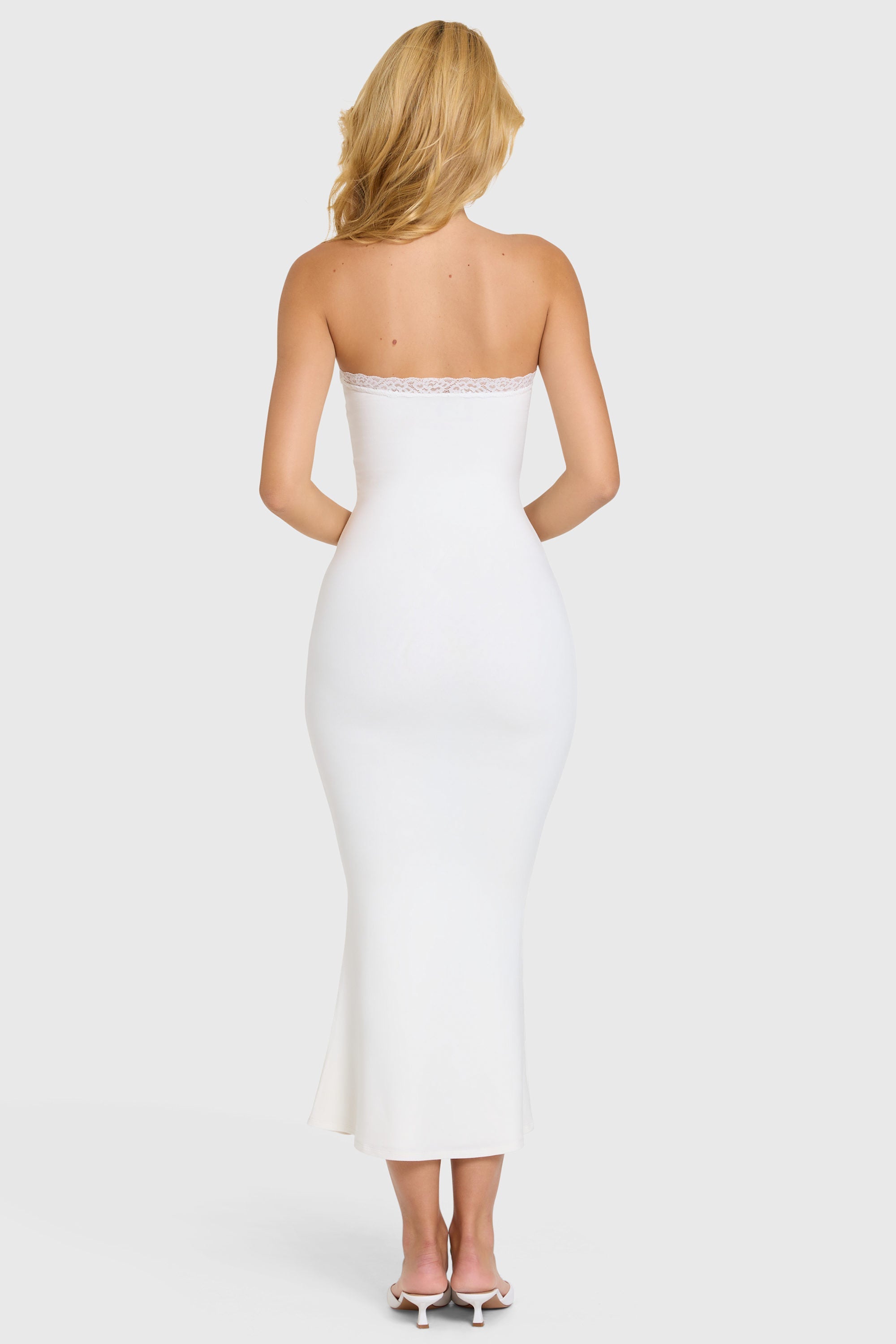 « Douceur » — Robe Midi Dentelle Modal, Coco