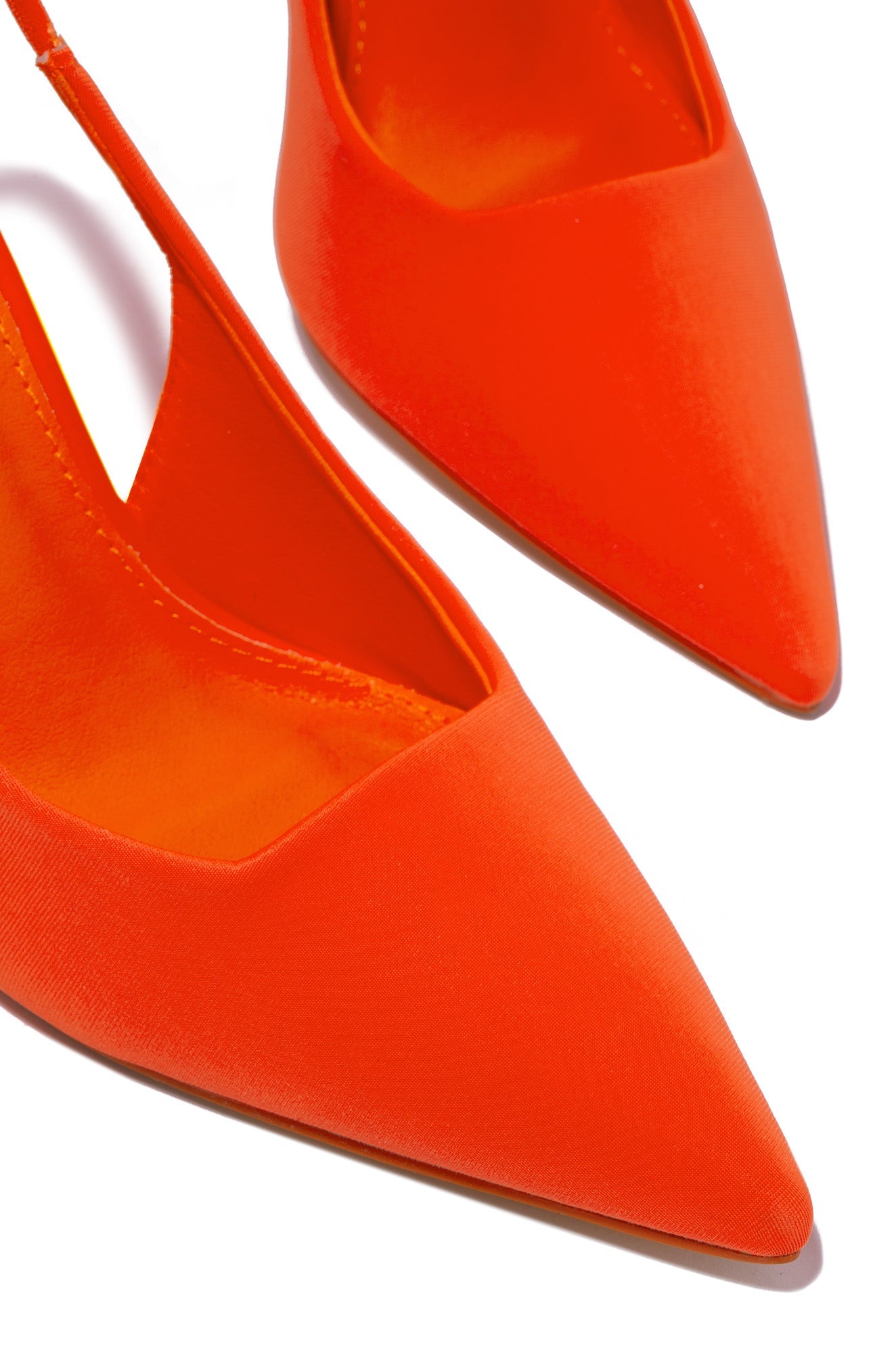 « Cariatide » — Escarpins Slingback, Orange