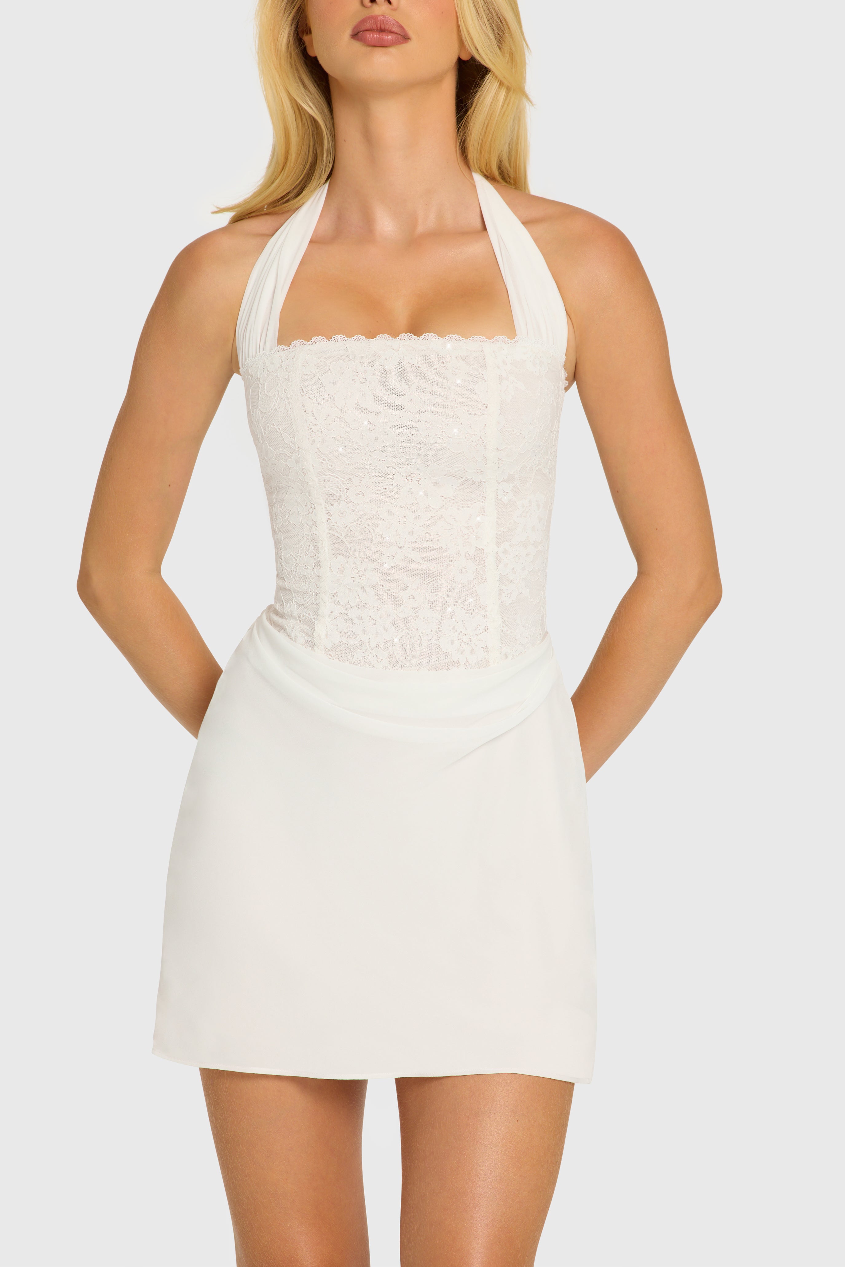 « Étoile » — Robe Mini Corset Dentelle Pailletée, Nacré