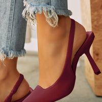 « Cariatide » — Escarpins Slingback, Bordeaux