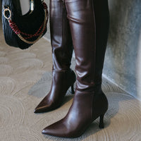 « Écorce Élégante » — Bottes Hautes à Talon, Marron